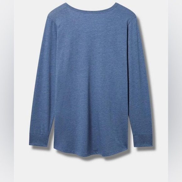 New Unworn Torrid - Long Sleeve Girlfriend Tee - Picture 2 of 8